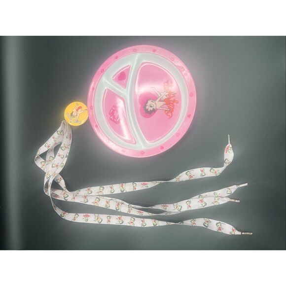 Betty boop small plate and shoe lace - Picture 1 of 10